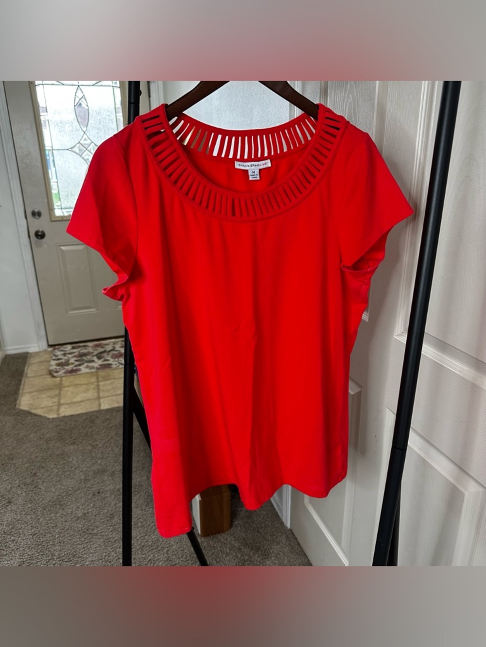 Isaac Mizrahi Bright Red Cutout Neck Short-Sleeve Blouse 🛞